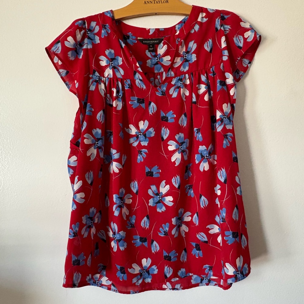 Banana Republic Red and Blue Floral Blouse